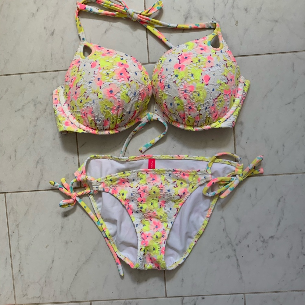 Victoria’s Secret Push up Bathing Suit!